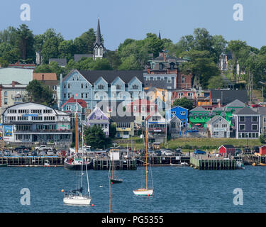 La ville de Lunenburg, au bord de l'eau de partout dans le port de Lunenburg LUNENBURG, Nouvelle-Écosse Banque D'Images