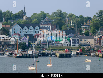 La ville de Lunenburg, au bord de l'eau de partout dans le port de Lunenburg LUNENBURG, Nouvelle-Écosse Banque D'Images