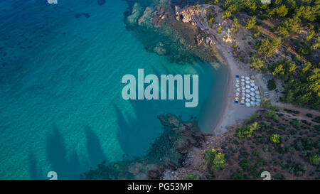 Vue aérienne de la plage de Notos. L'île de Thassos, Grèce Banque D'Images