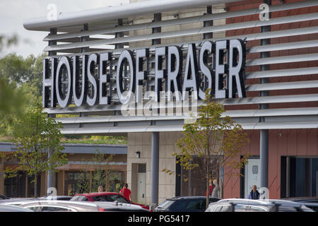 Stock photo datée du 21 août 2018 présente le House of Fraser department store à Rushden,Northants.L'entreprise a été récemment repris par Mike Ashley. Banque D'Images