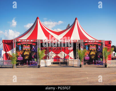 Geddes, New York, USA. 23 août, 2018. Coronas de Hollywood sur le chapiteau du cirque à mi-chemin de la New York State Fair à Geddes , New York Banque D'Images