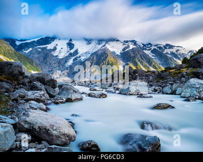 Nouvelle Zélande, île du sud, vue de Hooker Valley à Mount Cook National Park Banque D'Images