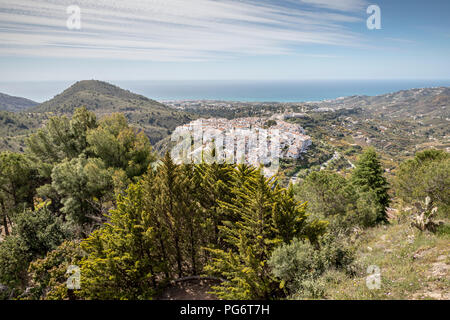 Vue sur la campagne autour de Frigiliana, Andalousie, Espagne, Europe Banque D'Images