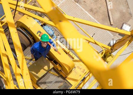 Grue de construction worker Banque D'Images