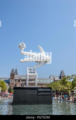 Œuvre de Joseph Klibansky à la place Museumplein à Amsterdam aux Pays-Bas 2018 Banque D'Images