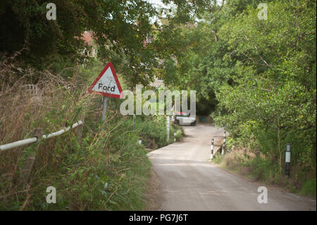 Wellow Packhorse avec Ford et Pont Pont irlandais, Wellow, Somerset, UK Banque D'Images