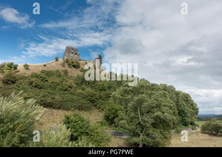 Dryslwyn Château est situé sur un éperon rocheux dans la vallée Towy entre Llandeilo et Carmarthen, Pembrokeshire, Pays de Galles Banque D'Images