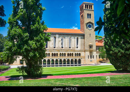 Winthrop Hall et tour de l'horloge du Nord Banque D'Images