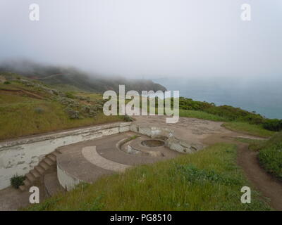 Mendell dans la batterie Marin Headlands en dehors de San Francisco, CA. Ce fort de défense côtière fut démantelé en juillet 1943. Banque D'Images