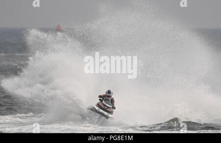 Jakarta. Août 24, 2018. Kim Sungmin de Corée du Sud au cours de la concurrence limitée Runabout Jetski Moto 3 finale aux Jeux asiatiques 2018 à Jakarta, Indonésie le 24 août 2018. Credit : Huang Zongzhi/Xinhua/Alamy Live News Banque D'Images