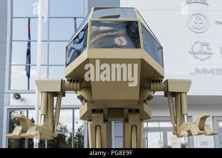 La région de Moscou, Russie. 20e Août, 2018. Le 20 août 2018. - La Russie, dans la région de Moscou. - Un 4,5 tonne le robot marche au nom de code Igoryok conçu par la préoccupation Kalachnikov est affichée à l'armée russe de l'exposition de demain dans le cadre du 4e forum technique militaire internationale 2018 de l'armée, Koubinka. Crédit obligatoire : Médias Kalachnikov. Credit : Media/Kalachnikov Look Russe/ZUMA/Alamy Fil Live News Banque D'Images
