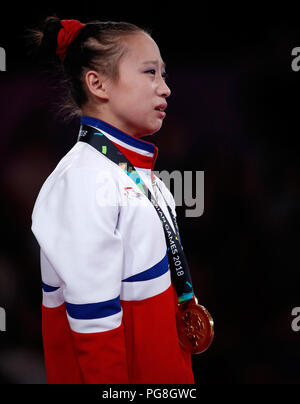 Jakarta. Août 24, 2018. Kim Su Jung de la RPDC pleure pendant la cérémonie pour la gymnastique artistique de l'étage final de l'exercice aux Jeux asiatiques 2018 à Jakarta, Indonésie le 24 août 2018. Credit : Wang Lili/Xinhua/Alamy Live News Banque D'Images