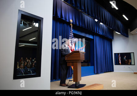 L'administrateur de la NASA Jim Bridenstine s'exprime à la "face à face avec notre avenir : une journée avec les jeunes Leaders", événement Mercredi, 27 juin 2018 à l'Eisenhower Executive Office Building à Washington, DC. Banque D'Images