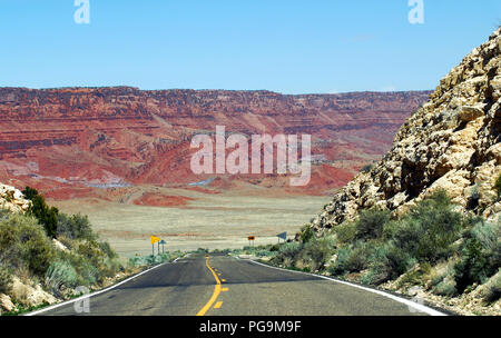 Le sud de l'Utah est l'un des plus beaux endroits de l'USA. Cette vue spectaculaire est un merveilleux exemple. Banque D'Images