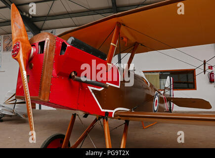 RAF SE.5Une réplique, UN8898, aérodrome de Cerny - La Ferte-Alais, Amicale Jean-Baptiste Salis près de Paris, France Banque D'Images