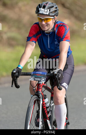 Rider participant à la Birmingham Velo 2017 - 100 km cyclosportive, West Midlands, Angleterre Banque D'Images