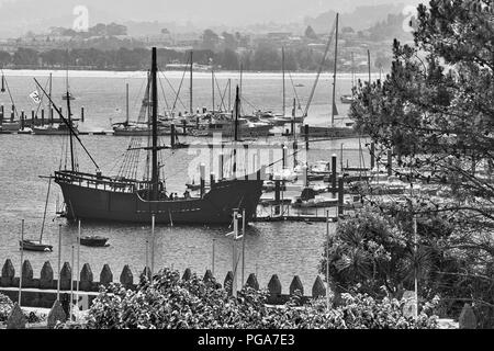 Carabela La Pinta, dirigée par Martín Alonso Pinzón, accosté à Baiona, Pontevedra, Galice, Espagne, Europe. Banque D'Images