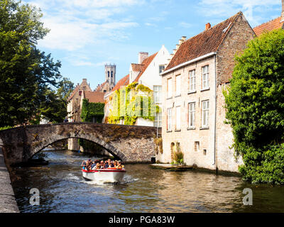 Peerdenstraat bridge - Bruges, Belgique Banque D'Images