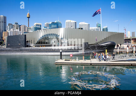 Le HMAS Onslow submarine à l'Australian National Maritime Museum à Darling Harbour, Sydney, Australie Banque D'Images