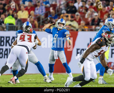 24 août 2018 - Detroit Lions quarterback Matthew Stafford (9) dans le jeu entre les Lions de Détroit et les Tampa Bay Buccaneers chez Raymond James Stadium de Tampa, Floride. Del Mecum/CSM Banque D'Images
