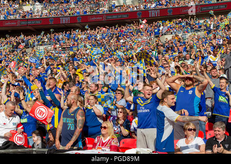 Londres, Royaume-Uni. Août 25, 2018. Samedi 25 août 2018 - La 117e édition de la Coupe du Défi de Ladbrokes finale de ligue de rugby au stade de Wembley entre Warrington Wolves (le fil) et les Dragons catalans. Les deux équipes jouent dans la Super League Crédit : John Hopkins/Alamy Live News Banque D'Images