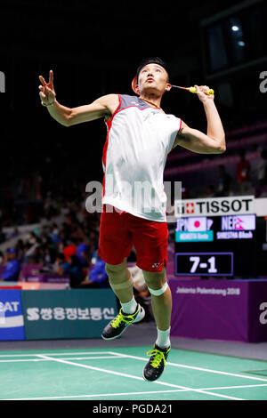 Jakarta, Indonésie. Août 24, 2018. Kento Momota (JPN) : Badminton masculin tour 32 au stade Bung from Jakarta Istora pendant le 2018 Jeux Asiatiques de Palembang à Jakarta, Indonésie . Credit : Naoki Morita/AFLO SPORT/Alamy Live News Banque D'Images