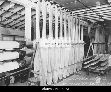 Les avions à l'usage du gouvernement. Dayton-Wright Aeroplane Company Usine, Dayton, Ohio. Stock d'hélice, plant #  2 Banque D'Images