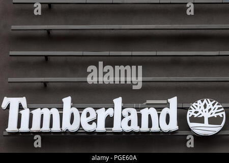 BELGRADE, SERBIE - août 21, 2018 : Timberland logo sur leurs principaux shop pour Belgrade. Timberland est un fabricant et détaillant de mode, j'ai spécialisé Banque D'Images