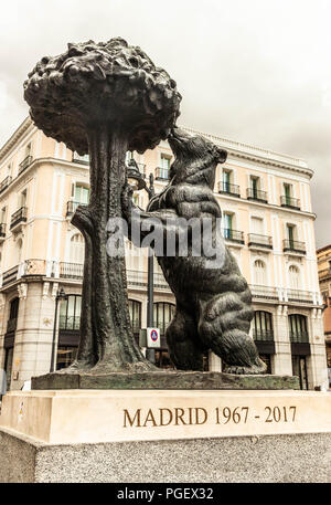 Statue de l'ours et l'arbousier, la Puerta del Sol, Madrid, Espagne. Banque D'Images