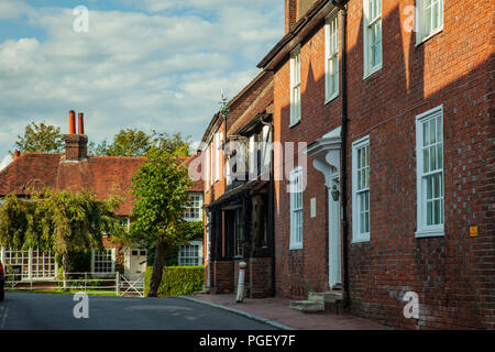 Soirée d'été dans Ditchling Village, East Sussex, Angleterre. Banque D'Images