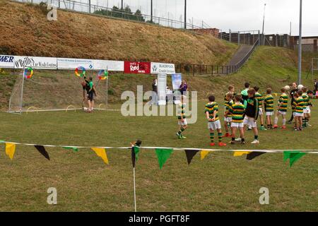 Cork, Irlande. Août 25, 2018. Glen Fest 2018. Aujourd'hui, le Glen Rovers enr dans le Glen a tenu son premier fest. La journée avait quelque chose pour tous les famille de courses à obstacles et facepainting pour les enfants d'un marché de fermiers et de la musique en direct pour les parents. L'événement a attiré des centaines de familles et a été un grand succès pour tous les participants. Credit : Damian Coleman/Alamy Live News. Banque D'Images