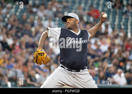Baltimore, États-Unis d'Amérique. Août 24, 2018. Le lanceur partant des Yankees de New York CC Sabathia (52) travaille dans la deuxième manche contre les Orioles de Baltimore à l'Oriole Park at Camden Yards de Baltimore, MD, le vendredi, 24 août, 2018. Credit : Ron Sachs/CNP (restriction : NO New York ou le New Jersey Journaux ou journaux dans un rayon de 75 km de la ville de New York) | Conditions de crédit dans le monde entier : dpa/Alamy Live News Banque D'Images
