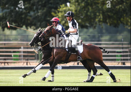 Le prince Harry joue dans la Sentebale FAI Handa Polo Cup au Royal County of Berkshire Polo Club comprend : le prince Harry, Harry Duc de Sussex, où : Windsor, Royaume-Uni Quand : 26 Juil 2018 Crédit : John Rainford/WENN Banque D'Images