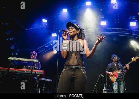 La Suisse, Saint-Gall - le 13 juillet 2018. Le chanteur et compositeur suisse Alina Amuri effectue un concert live au cours de la fête Suisse Kulturfestival Saint-gall en 2018. (Photo crédit : Gonzales Photo - Tilman Jentzsch). Banque D'Images