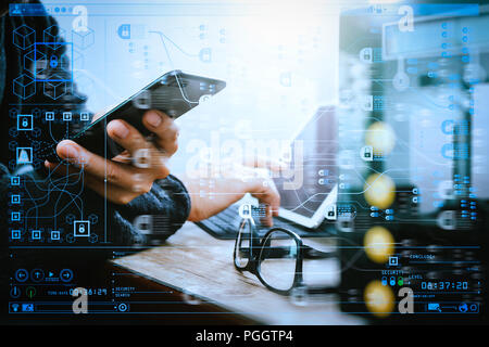 Blockchain technologie concept avec schéma d'une chaîne et de blocs chiffrés.man part à l'aide de smart phone,paiements mobiles,vente en ligne omni chann Banque D'Images