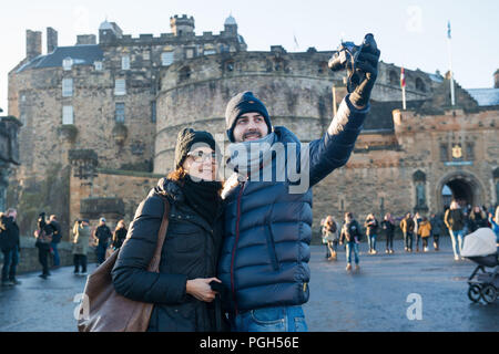 Général coups de touristes à l'esplanade du château d'Édimbourg pour histoire sur le nombre de visiteurs, le tourisme Banque D'Images