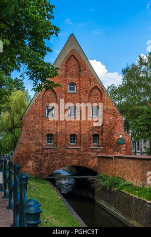 Le bâtiment est un petit moulin à Gdansk. Pologne Banque D'Images