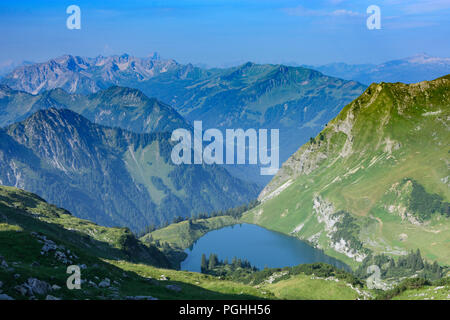 Allgäuer Alpen : lac Seealpsee, valley Oytal, Schwaben, Allgäu, souabe, Bayern, Bavière, Allemagne Banque D'Images
