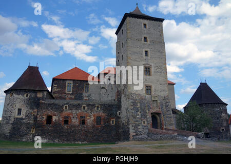 Les tours gothiques de Svihov château à Plzen région de West Bohemia en République Tchèque Banque D'Images