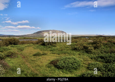 Vue de l'Islande tiré du cratère Kerid Banque D'Images