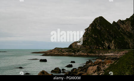 Paysage avec côte de Andoya Island près de village à Stave, Norvège vesteralen Banque D'Images