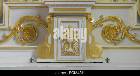 Tabernacle sur l'autel de Saint Pierre de l'Église catholique sur la Piste Cabot, à Chéticamp, Nouvelle-Écosse Banque D'Images