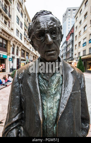 Hommage de la ville de Oviedo à Woody Allen Banque D'Images