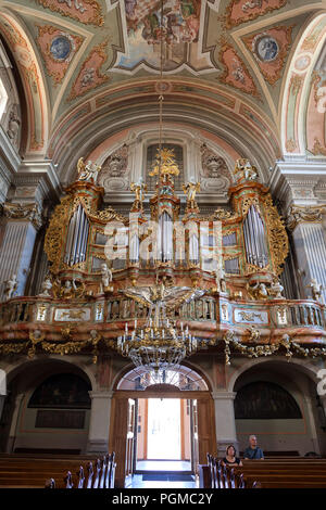 Orgue Baroque à Saint Anne Church in Warsaw, Pologne Banque D'Images