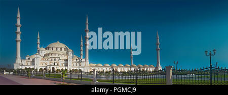 Grande Mosquée de Sheikh Zayed à Dubaï, Emirats Arabes Unis. Vue panoramique Banque D'Images