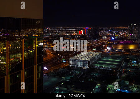 Vue panoramique vue aérienne de la bande de Las Vegas de nuit Banque D'Images