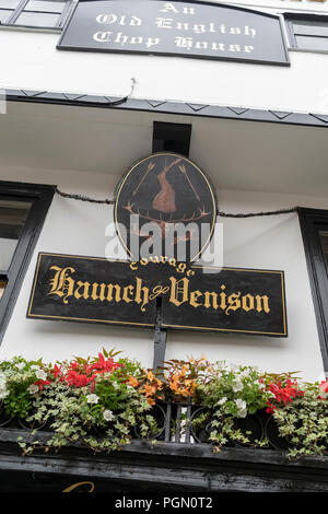 Haunch of Venison public house et restaurant à Salisbury UK Banque D'Images
