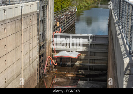 Moss Bluff Écluse et barrage de navigation Banque D'Images