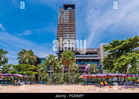 PATTAYA, THAÏLANDE - 01 juillet : sur Central Festival shopping mall, un centre commercial célèbre sur Beach Road sur Juillet 01, 2018 à Pattaya Banque D'Images