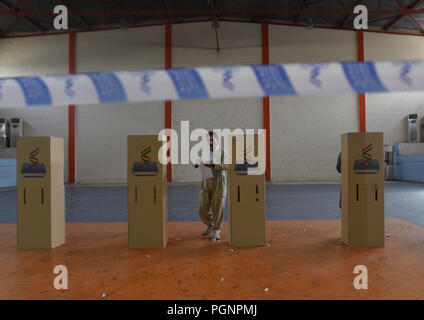 25 septembre 2017 - Erbil, au Kurdistan : les Kurdes irakiens voter lors d'un référendum historique sur l'indépendance du Kurdistan. À Metlaoui Des votent lors du référendum sur l'indépendance du Kurdistan irakien. *** FRANCE / PAS DE VENTES DE MÉDIAS FRANÇAIS *** Banque D'Images